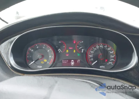 2015 Dodge Dart Sxt z USA, uszkodzony, nr VIN 1C3CDFBB7FD211883